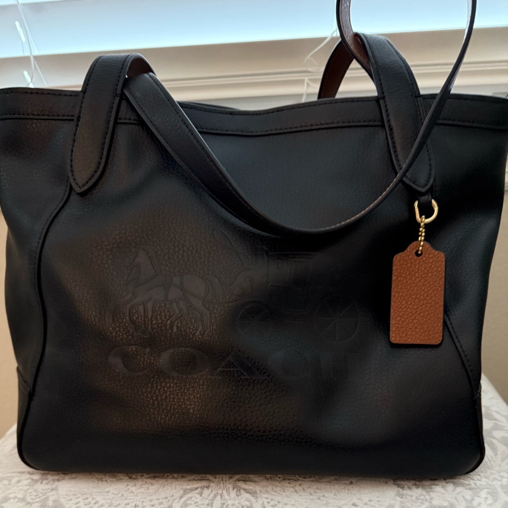 Coach Black Tote with Magnetic Closure